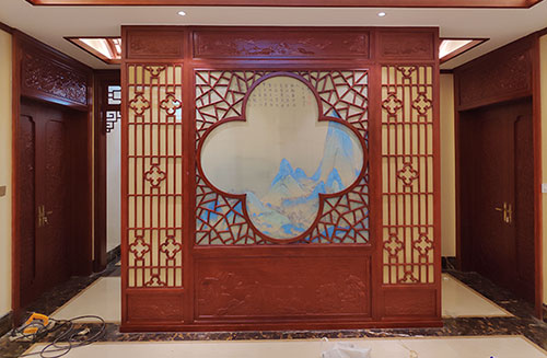 盂县会所室内装修中式仿古实木屏风隔断展示